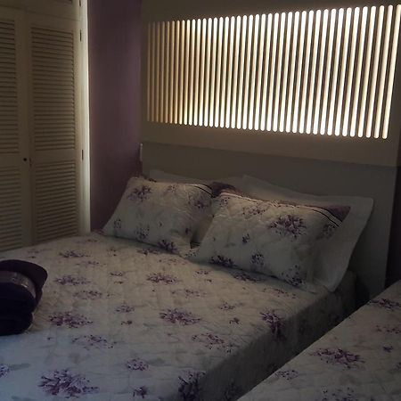 Apartamento Ubatuba Apto. Wembley Tenis Exterior foto